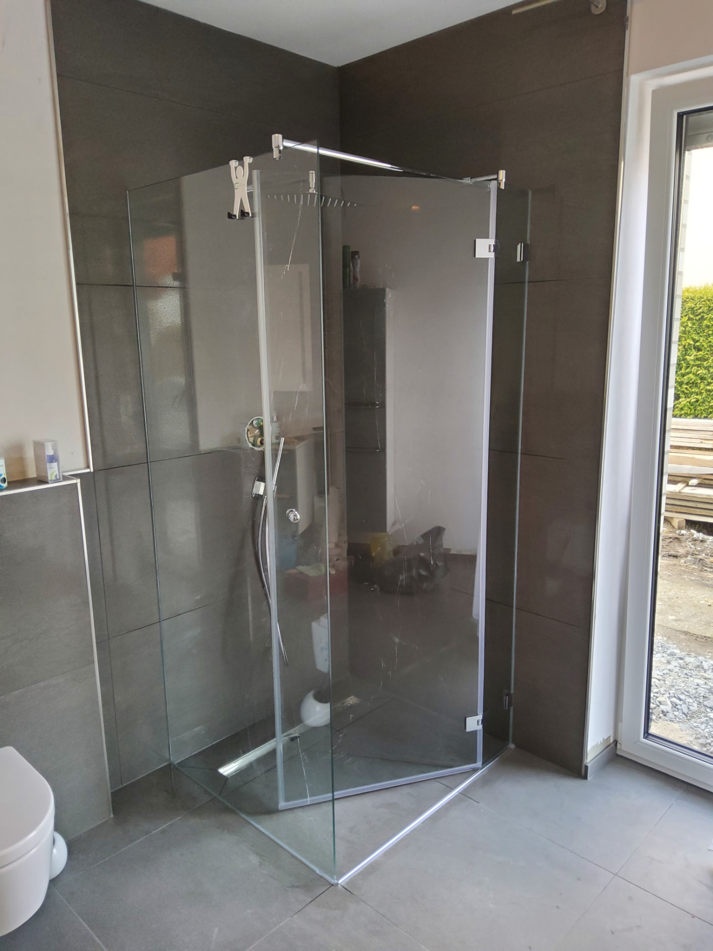 Fünfeck-Duschkabine aus ESG-Glas